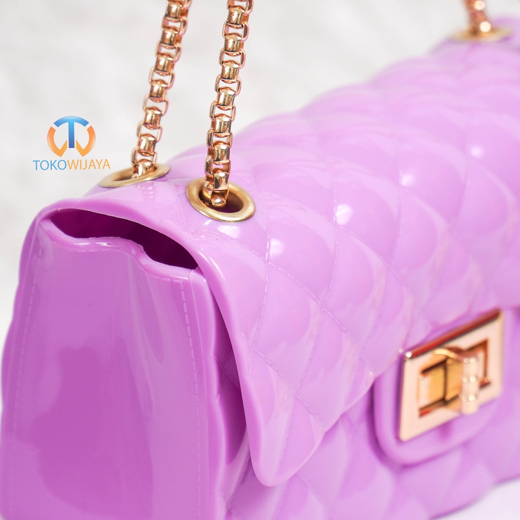 Tas Wanita Jelly Glossy Size 22 Cm Rantai Gold