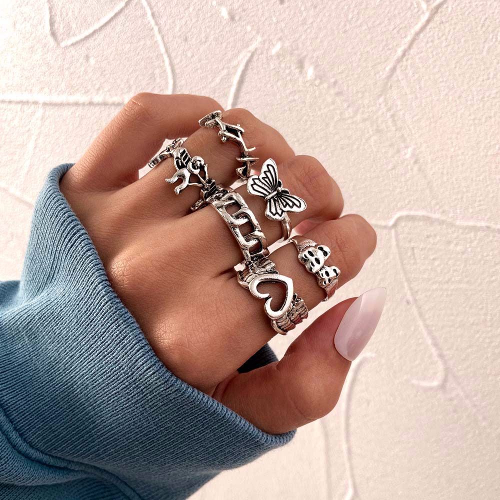 Needway  6Pcs Korean Style Men Women Fashion Accessories Finger Ring Boy Girl Chain Love Heart Hollow Punk Hip Hop Irregular Butterfly Rings/Multicolor