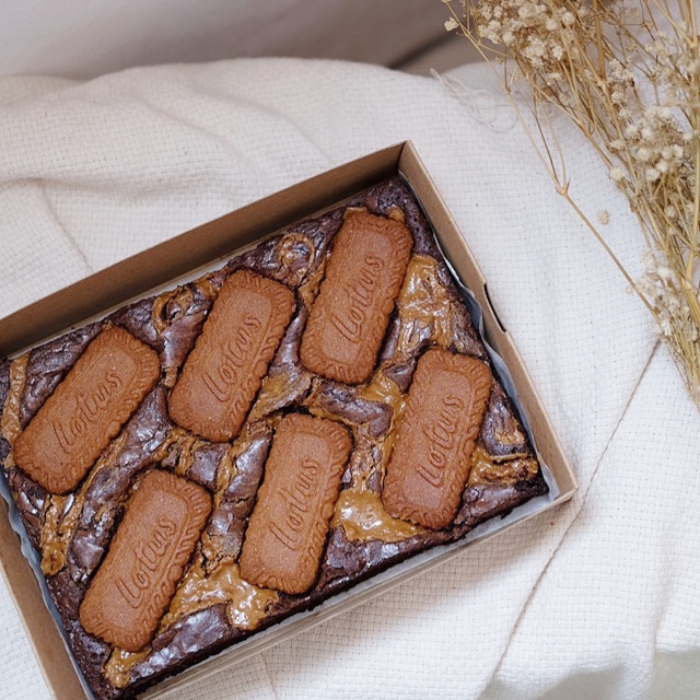 

Lotus Biscoff Brownies