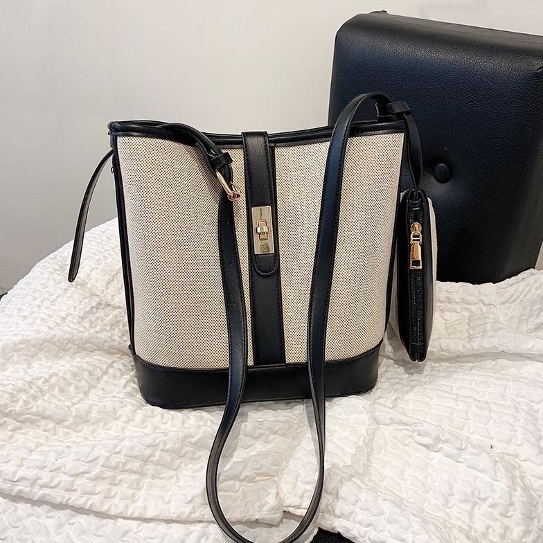 Tas Selempang Wanita Fashion Free Dompet 3358