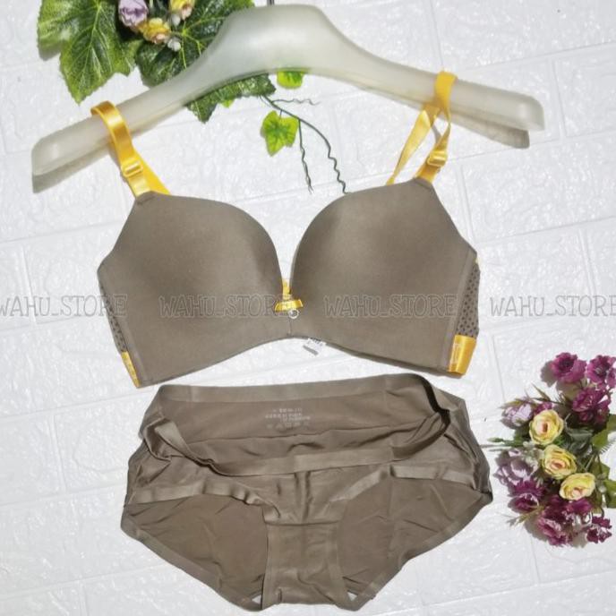 BARU / Push Up Bra Set +Cd Wanita Seamless Mobi 34B-38B Bra Bh Set - 34 - BERKUALITAS