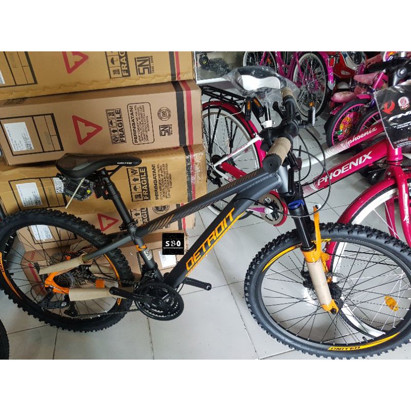 United Detroit SV 24 inch