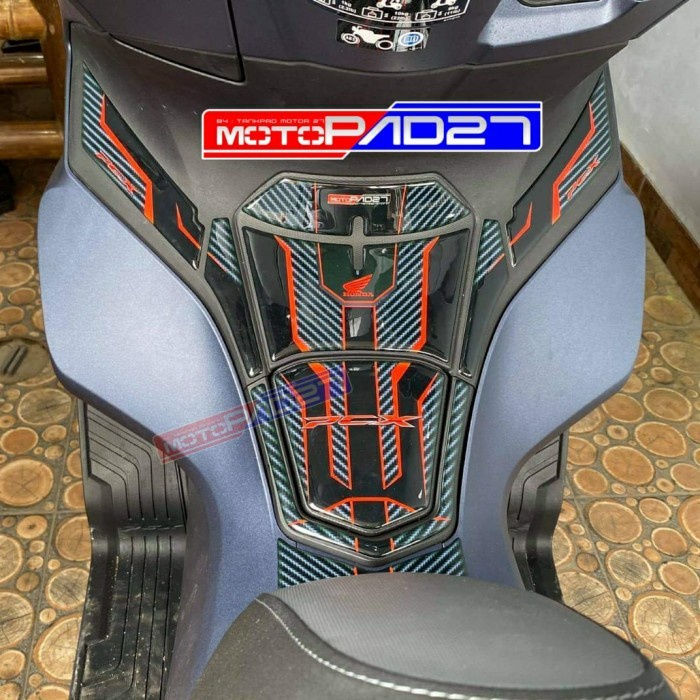 Stiker Sticker Resin Timbul Tankpad Deckpad New Pcx 160 - Merah - Hitam