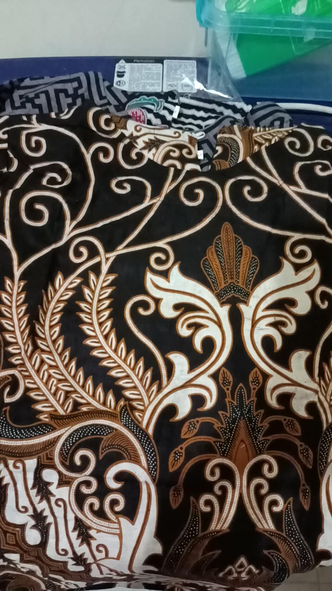 Atasan Batik Dolby Dolbi Dobby Doby Tenun Sutra Tulis Halus Katun Atbm Baron ,sarombit Atasan