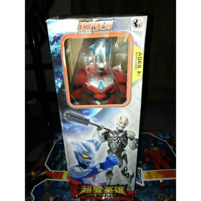Action Figure Ultraman Geed