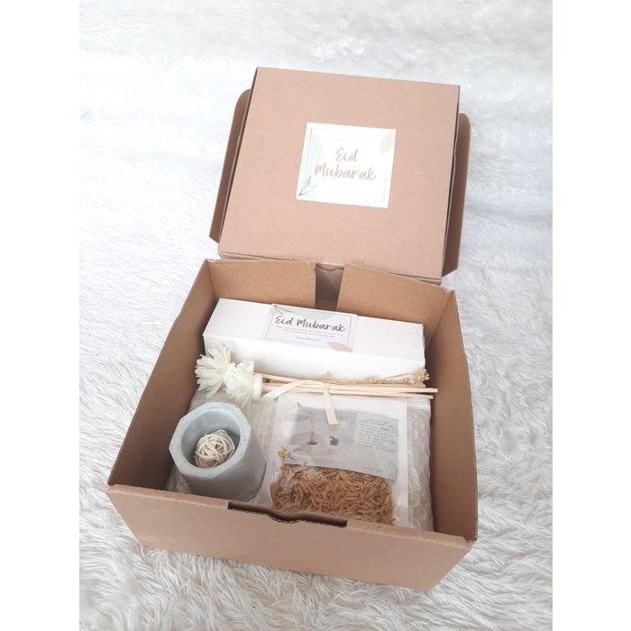 

Hampers Souvenir Parcel Kado Lebaran Natal Nikah Graduation Ramadhan A Best Seller