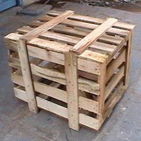 

PACKING KAYU UKURAN SEDANG