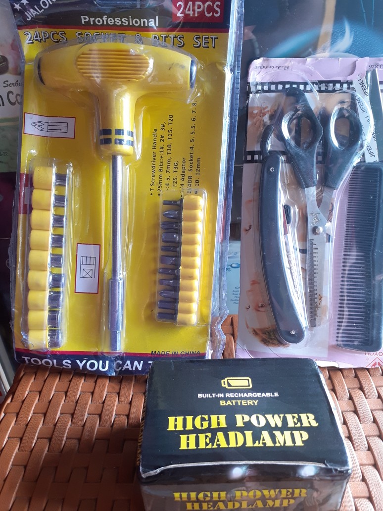 Obeng Set Multifungsi 24 In 1 Palu Kunci T Sock Screwdriver