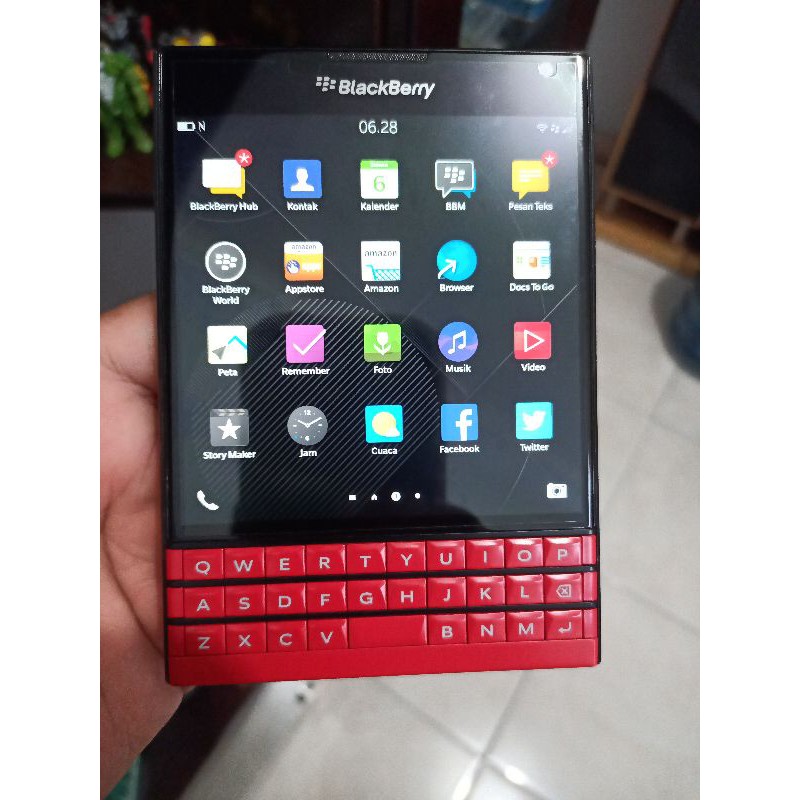 BLACKBERRY PASSPORT MERAH RED EDITION FULLSET
