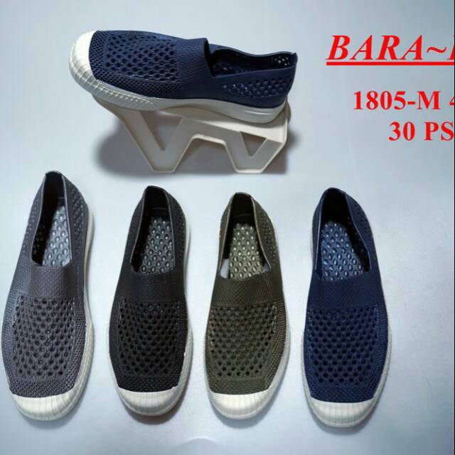 Jelly shoes pria