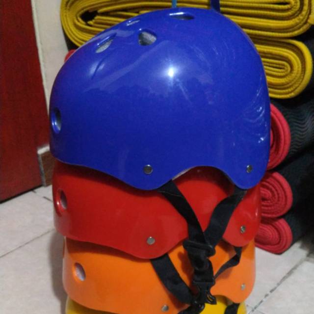 Helm rafting murah helm outbond helm gowes helm murah helm rafting helm outbound helm flying fox
