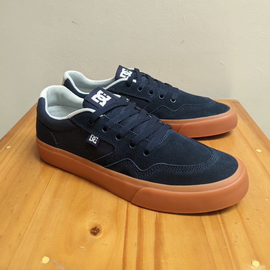 (BNIB) ORIGINAL DC Rowlan Sd M Shoes - Navy / Gum