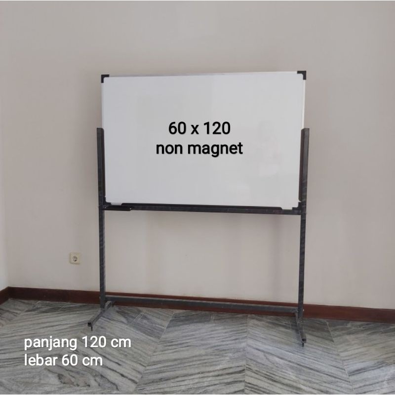 

Whiteboard 60 x 120 cm + kakinya