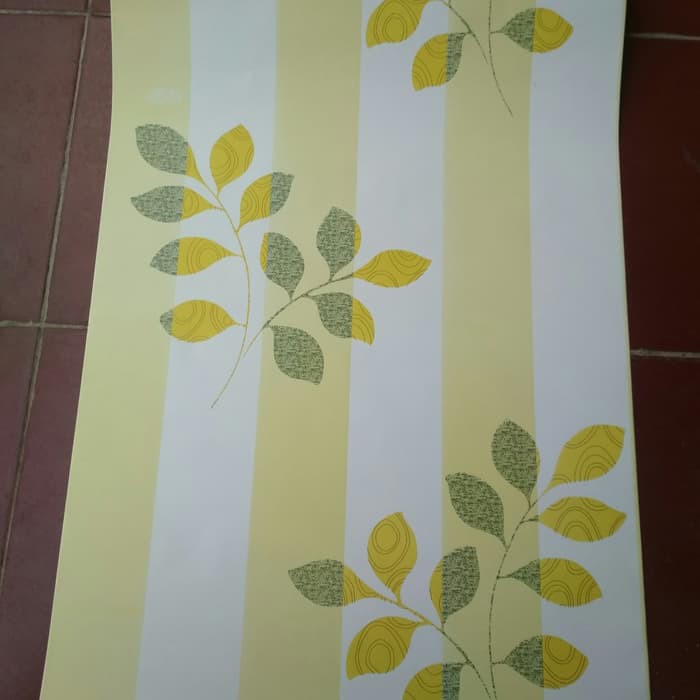 Wallpaper Dinding Motif Daun Kuning Ukuran Panjang 10Meter x Lebar 45CM