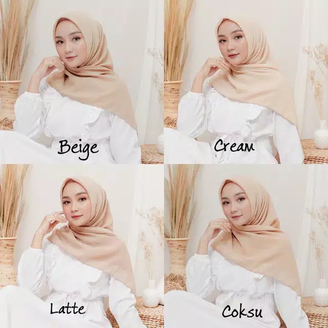 HIJAB SEGI EMPAT POLOS BELLA SQUARE SERI 1