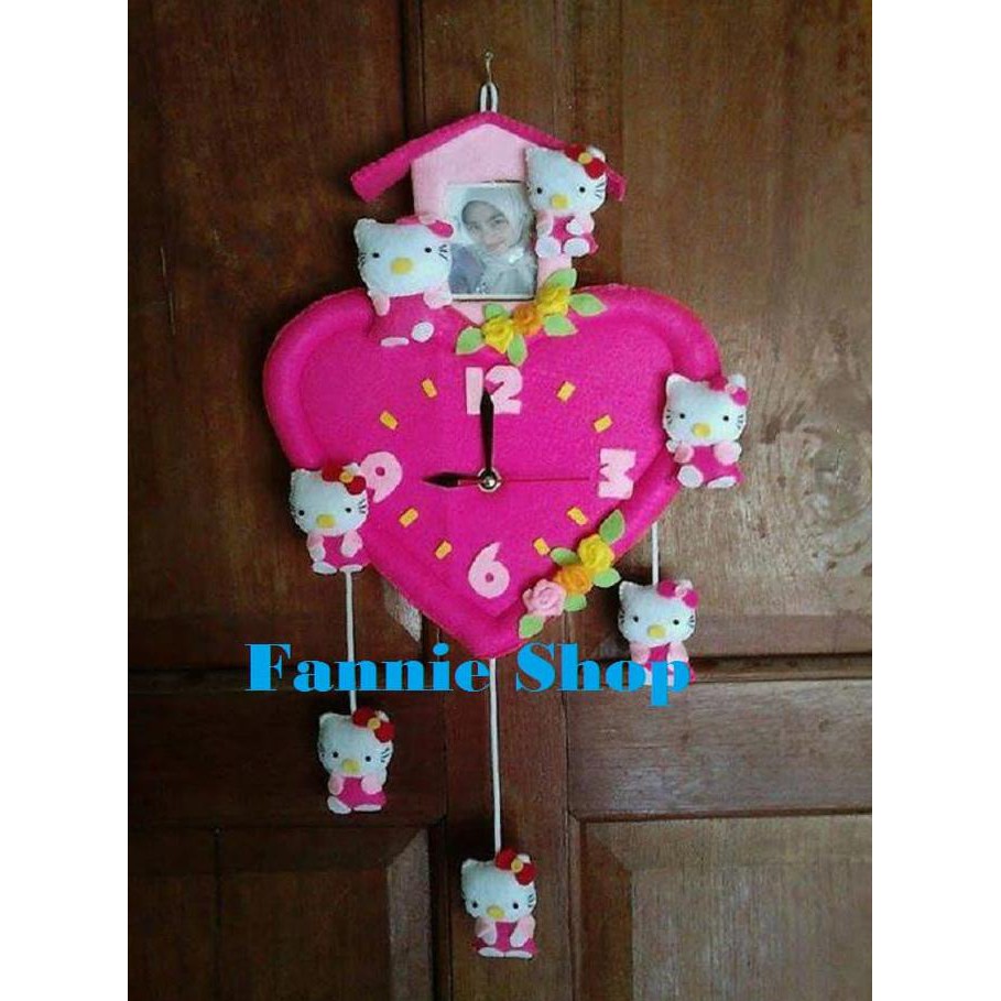 Jam dinding boneka pluz frame PINK HELLO KITTY {BERMUTU ...
