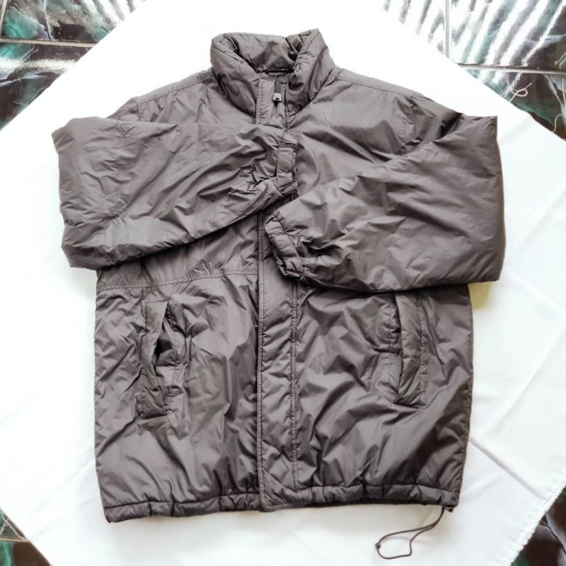 Jaket tebal parasut uniqlo