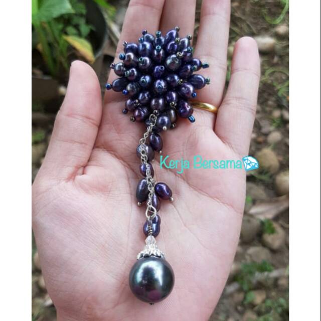 Bros mutiara hitam asli air tawar juntai kerang