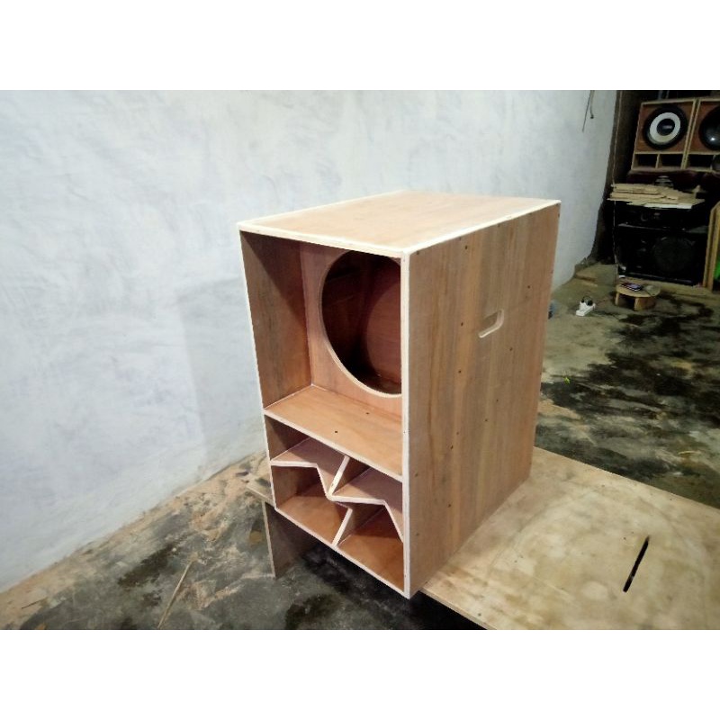 Box cbs fusion 12inc