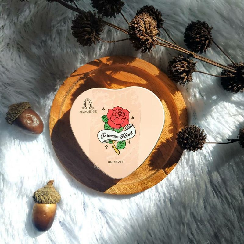 ✨Hideem✨Madame Gie Precious Heart Bronzer