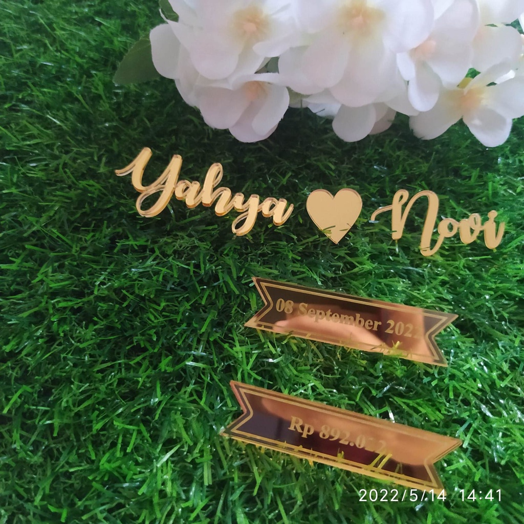 

Paket Akrilik Nama Mahar Tanggal dan Nominal Custom Akrilik Gold Silver Rose Gold