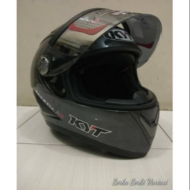 Helm KYT vendetta custom visor c5 silver