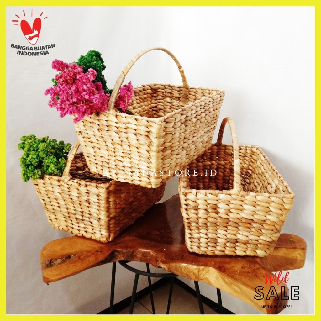 KERANJANG BUAH / HAMPER BOX / KOTAK BUAH / TEMPAT BUAH / FRUIT BASKET ANYAMAN ENCENG GONDOK A002