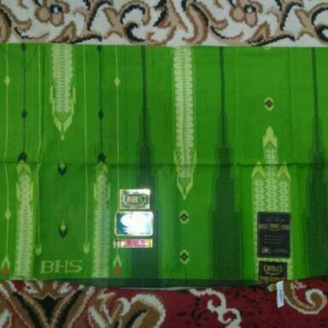 Sarung BHS SGF Songket Gunung Fantasi Hijau Donggala