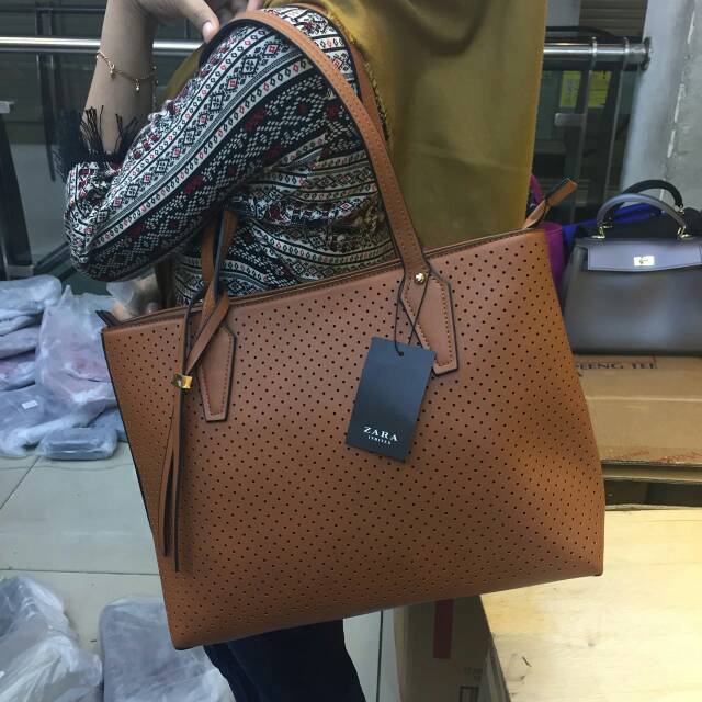 TAS  BRANDED WANITA  ZARA TOTTE IMPORT