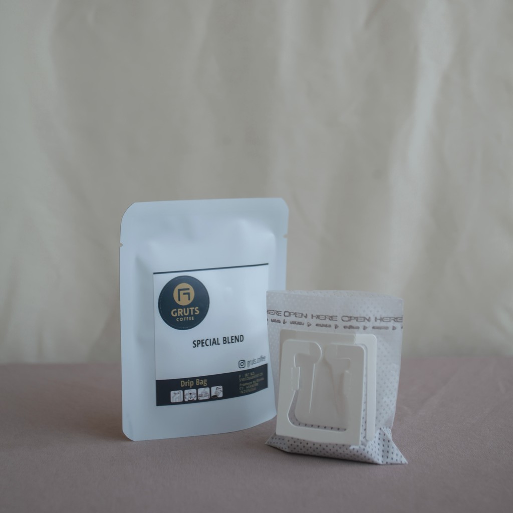 

Gruts Coffee SPECIAL BLEND Kemasan Drip Bag 13 gram