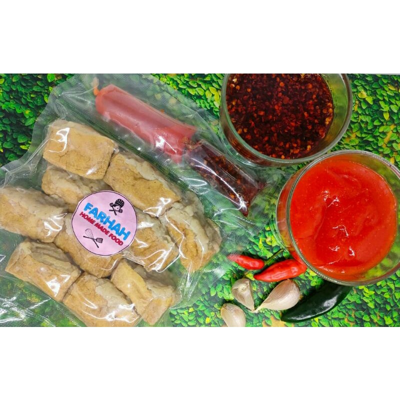 

tahu bakso free saus sambal & chili oil