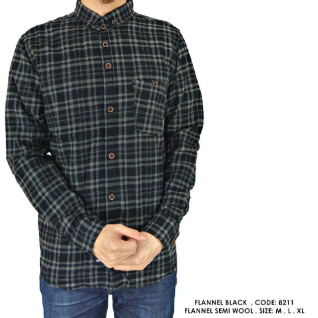 Kemeja Flanel Pria Slimfit hitam garis putih