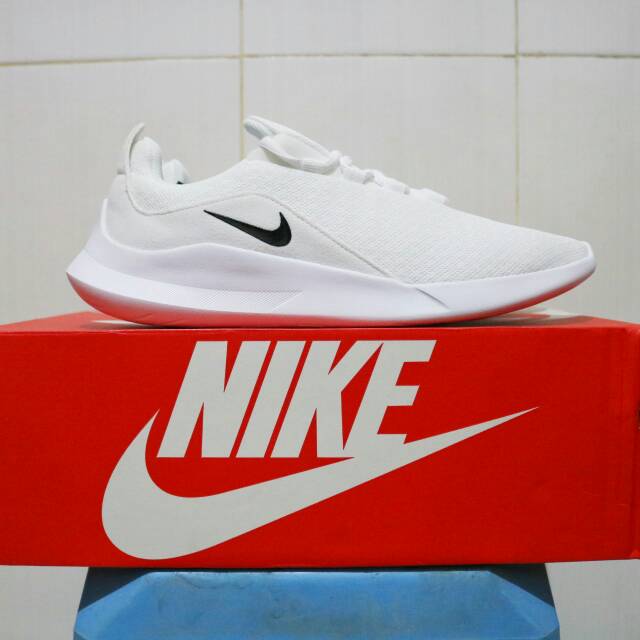 NIKE VIALE