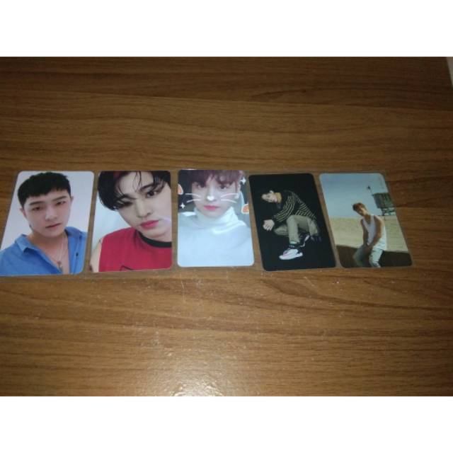 iKON official photocard