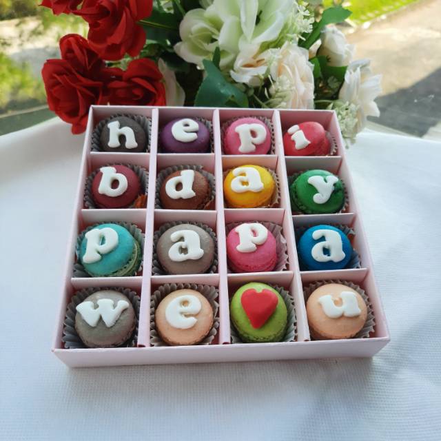Macaron Gift 16pcs