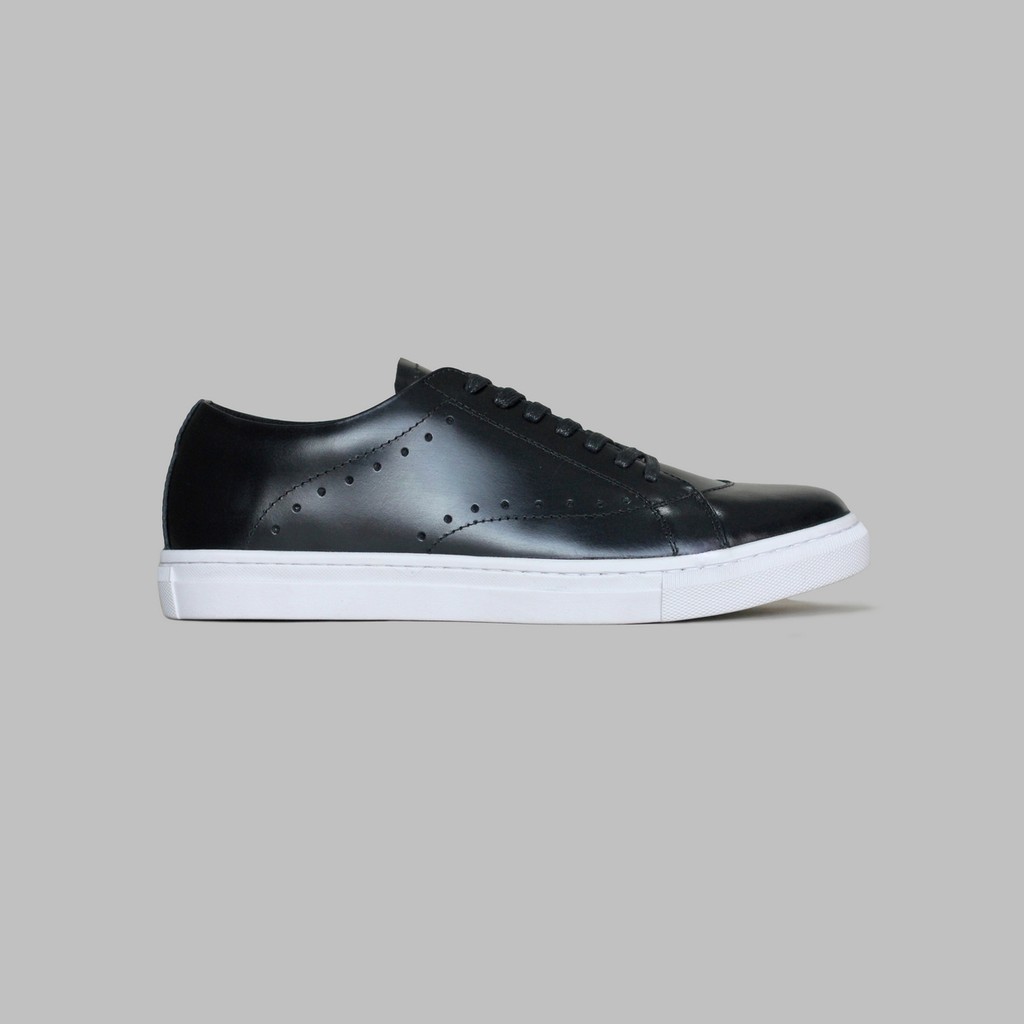 ARTAP - Sepatu Sneakers Kulit Asli - Alordi PU Black White Sole