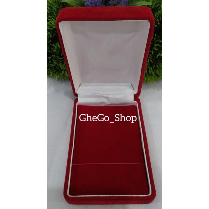 

[COD] Kotak Hadiah Emas Logam Mulia LM Bludru Gift Box Merah Hitam [COD]