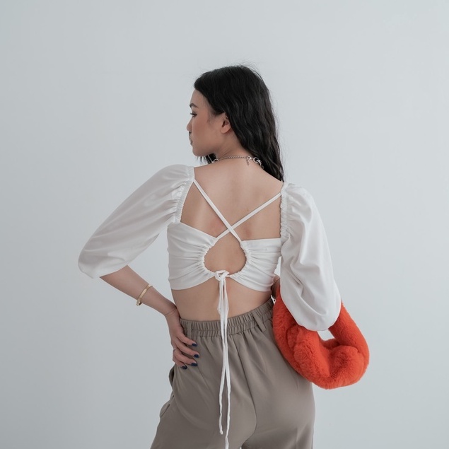 [TAVIA] KLARA TOP / ATASAN WANITA / CROP TOP/ BACKLESS TOP