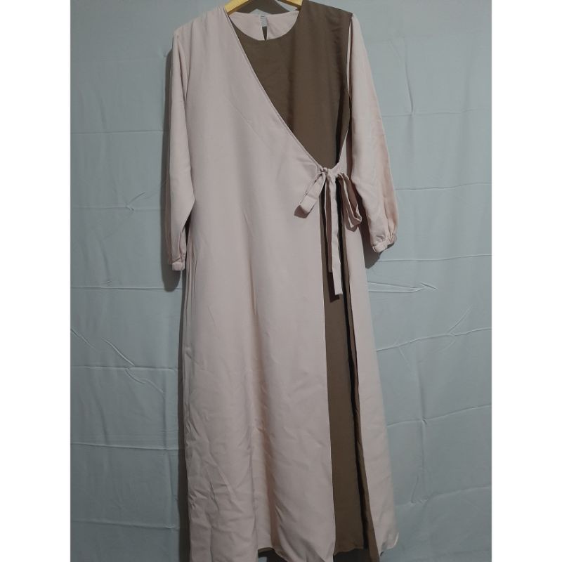 Gamis 2 lapis model tali samping warna kombinasi bahan moscrepe premium
