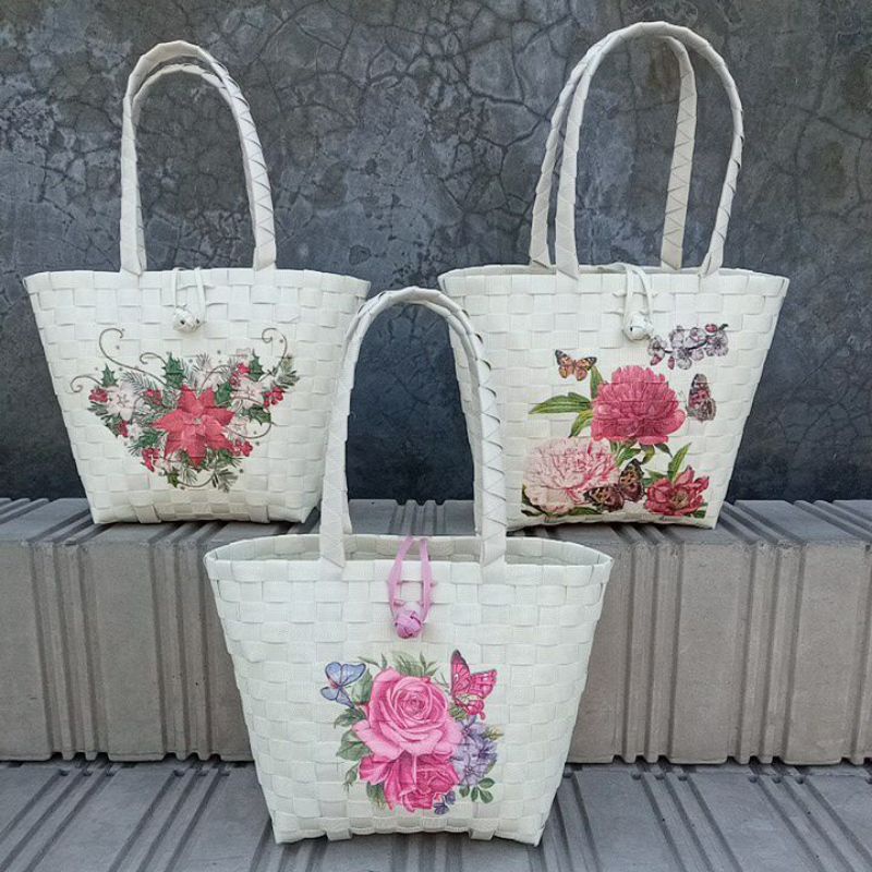 tas anyaman embos mini tinggi 22,tas hampers, tas decoupage, tas wanita , tas cantik
