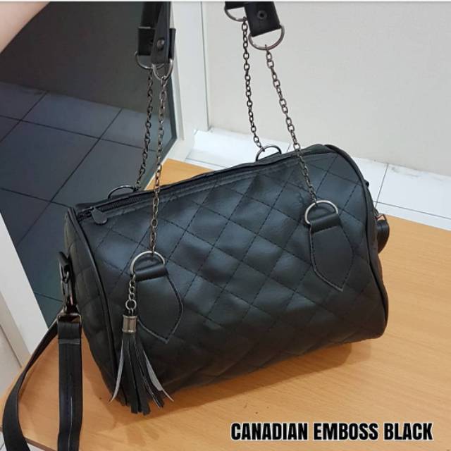 

CANADIAN EMBOSS BLACK
