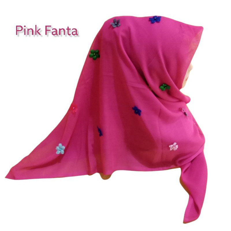 Hijab segi empat motif bunga mutiara (Pink Fanta)