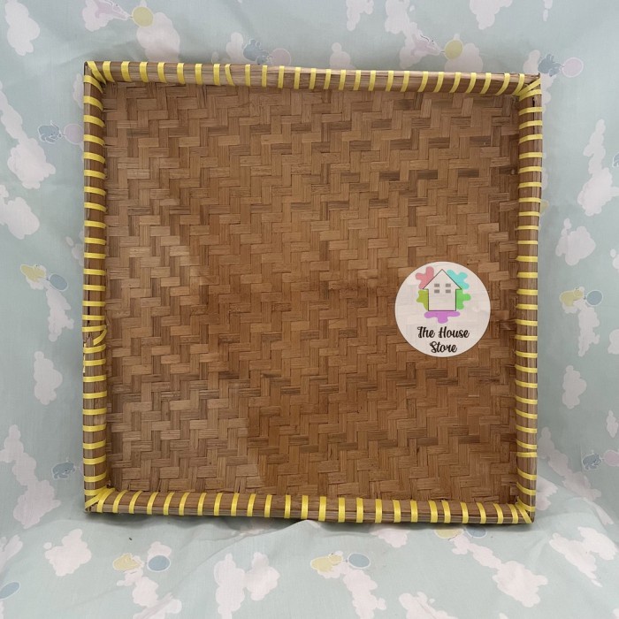 AYAKAN / NYIRU / TAMPAH ANYAMAN BAMBU BENTUK KOTAK UKURAN BESAR