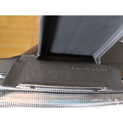 Lampu besar Daihatsu Grand max sebelah kiri ori Astra Daihatsu