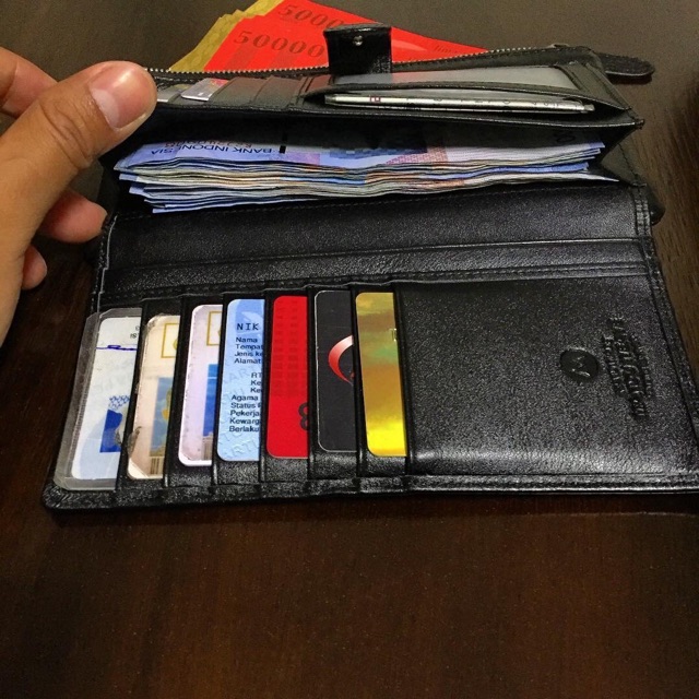 DOMPET PANJANG KULIT PRIA DAN WANITA MERK MANDU PLUS KANCING JUGA TEMPAT UNTUK 1 HP MULTIFUNGSI