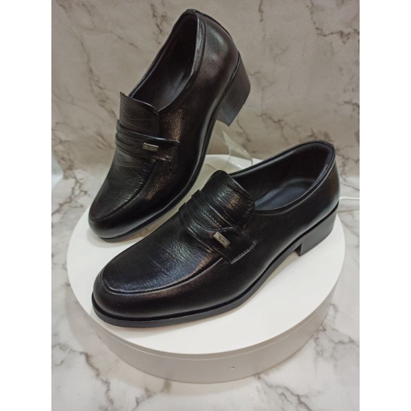 Sepatu Pantofel Kulit GUIN CASALINI Hitam