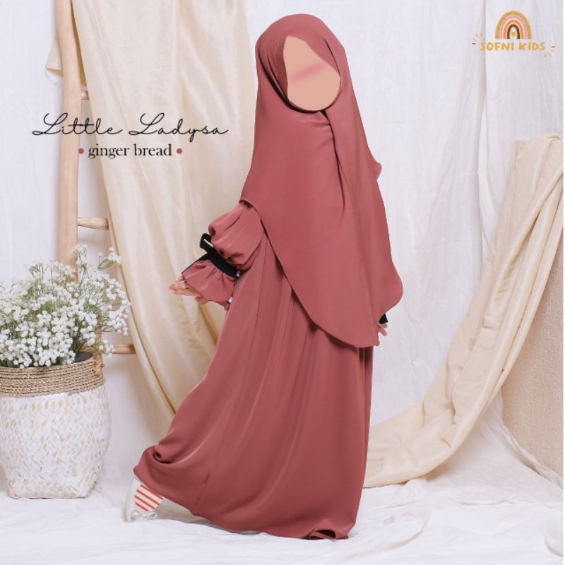 little Ladysa by Sofni fursan silk (khimar only size 10)