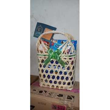 

paket parcel keranjang I paket lebaran I paket imlek