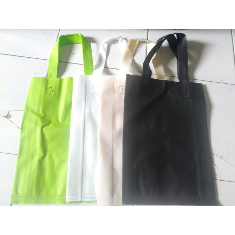 Tas Spunbond Goodie bag 25x35x8, polosan