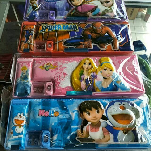 

Kotak pensil